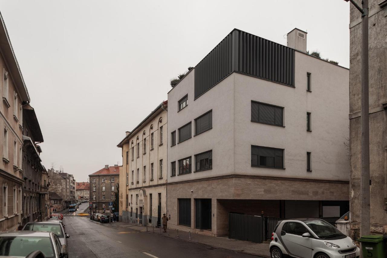 The Base Appartement Zagreb Buitenkant foto